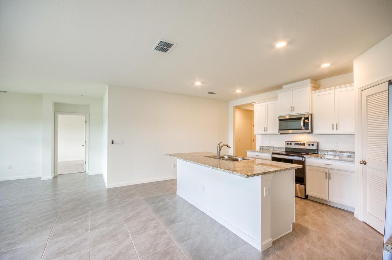 9767 Sw Triton Way - Photo 6 of 50