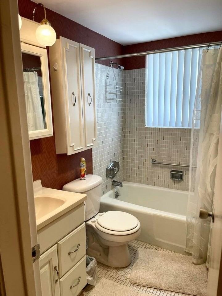 2840 Lake Osborne Dr #205 - Photo 4 of 32