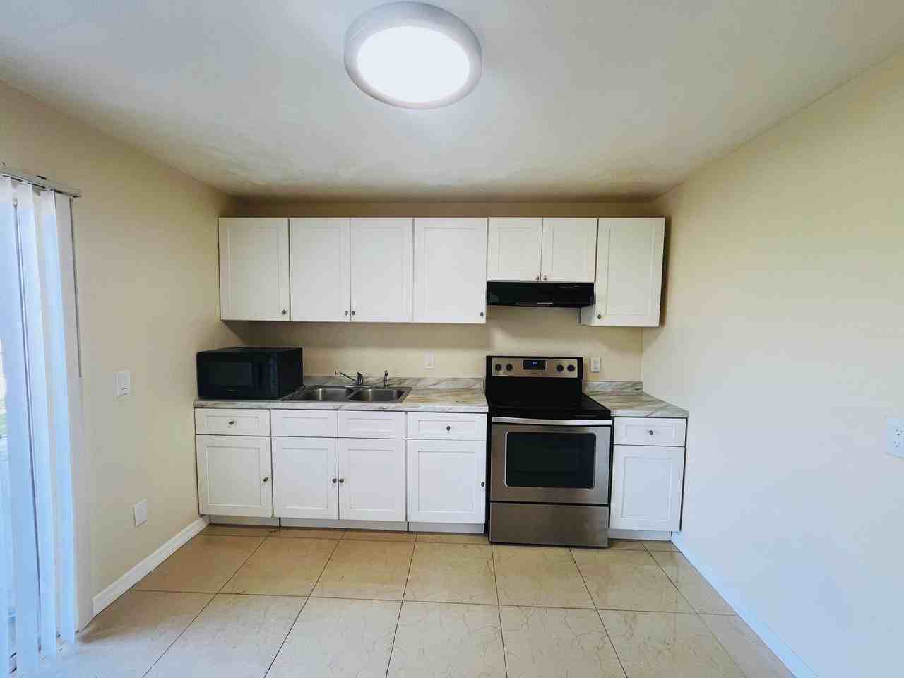 3029 Martin Ave Unit 3029 - Photo 7 of 20