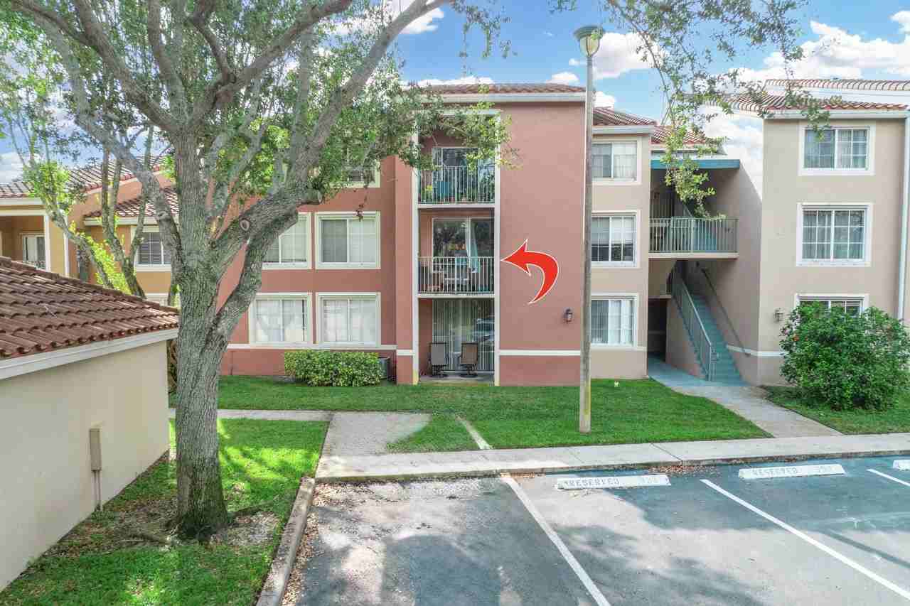 7824 Sonoma Springs Cir Apt 203 - Photo 3 of 49