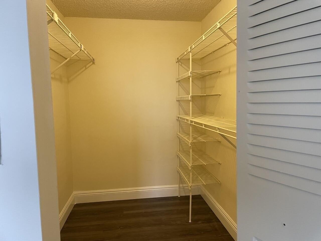 4640 Lucerne Lakes Blvd W Apt 605 - Photo 5 of 5