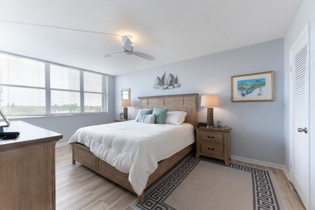 2600 N Flagler Dr Apt 611 - Photo 7 of 10