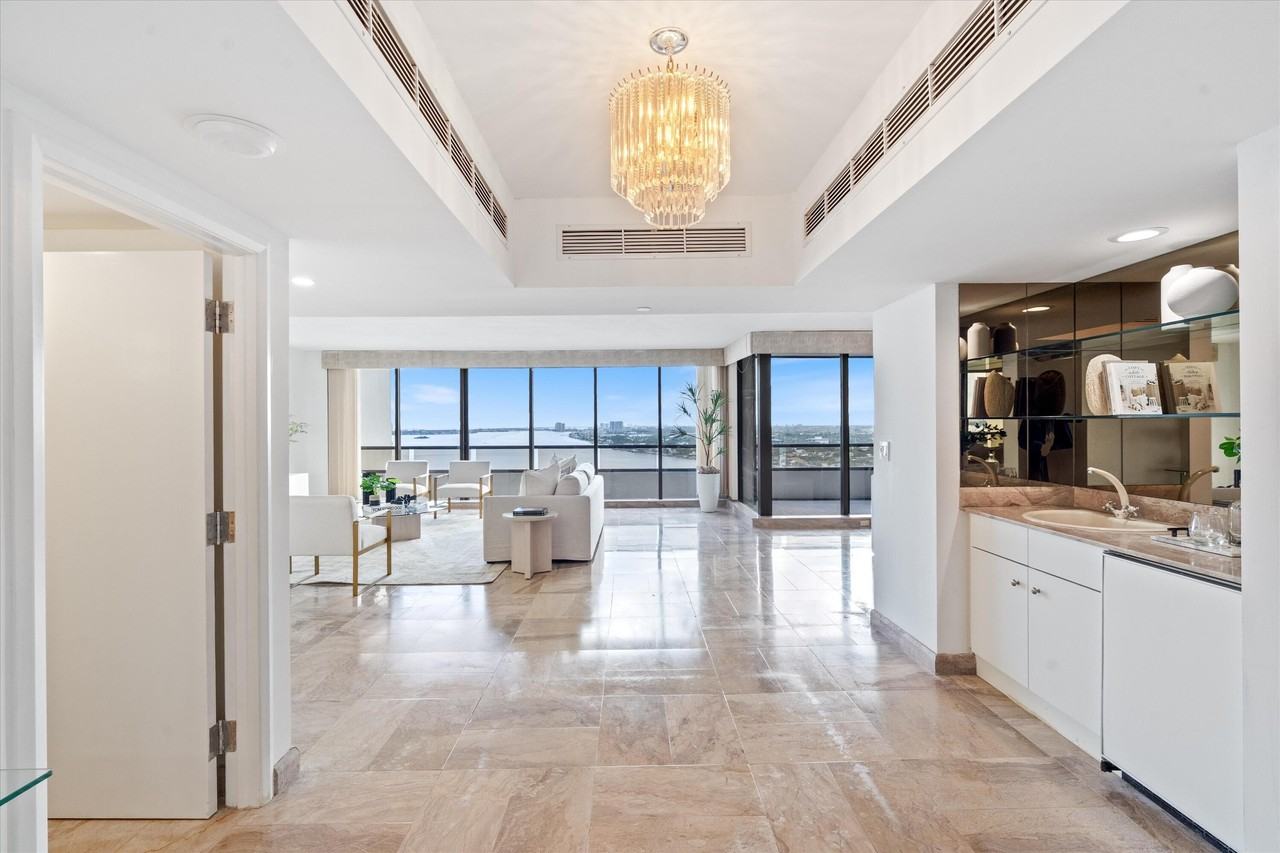 100 Lakeshore Dr Apt 1955 - Photo 4 of 33