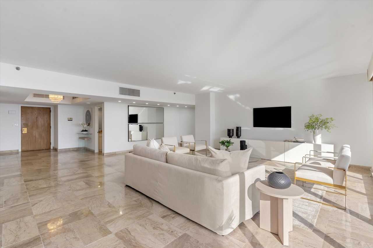 100 Lakeshore Dr Apt 1955 - Photo 7 of 33