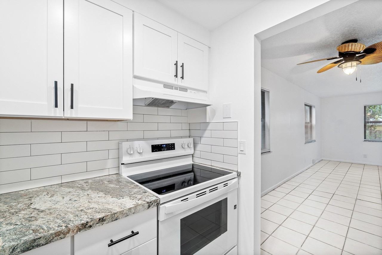 626 N Federal Hwy Apt 3 - Photo 7 of 23