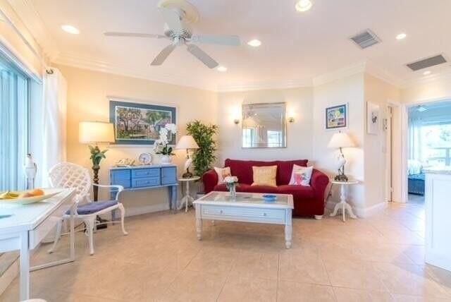 314 Venetian Dr Unit 7 - Photo 6 of 15