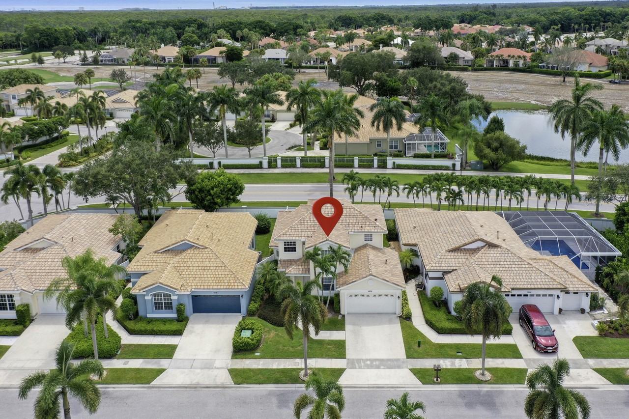 8176 Quail Meadow Way - Photo 4 of 45
