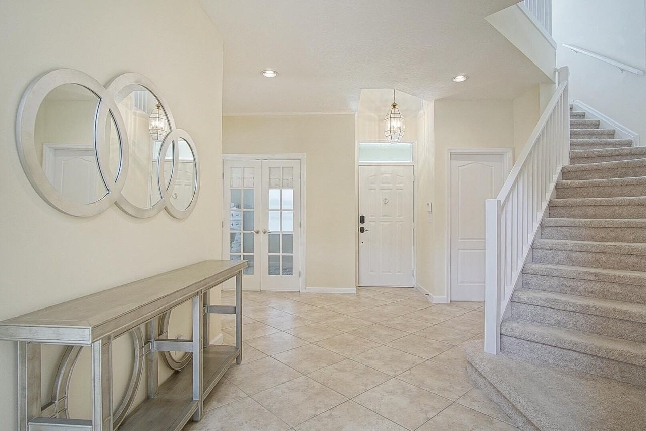 8176 Quail Meadow Way - Photo 5 of 45