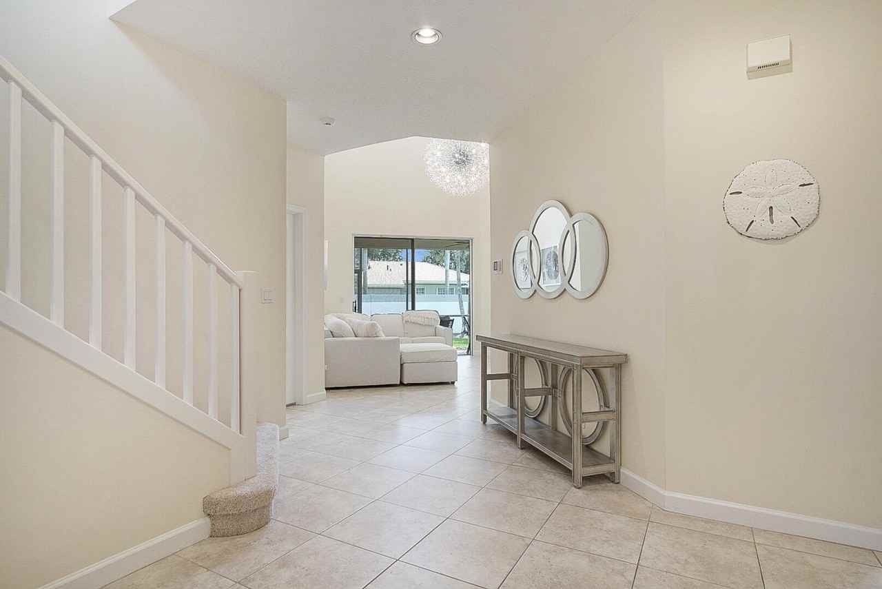 8176 Quail Meadow Way - Photo 6 of 45