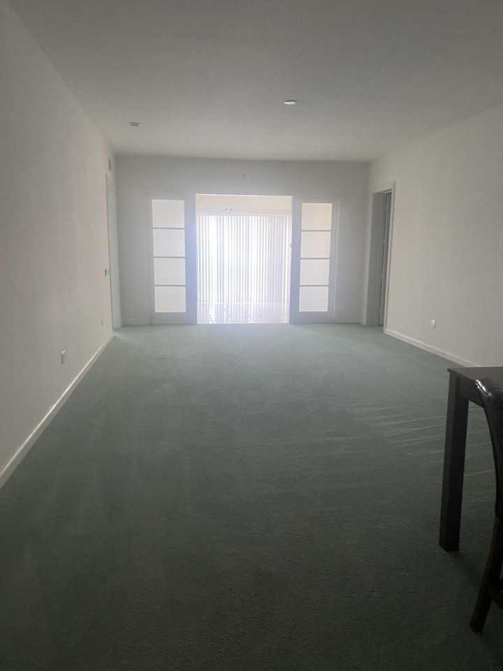 1 Harbour Isle Ph01 Drive E unit: 1 - Photo 3 of 7