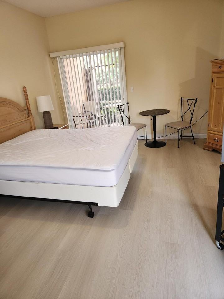 9861 Perfect Dr Unit 141 - Photo 4 of 17