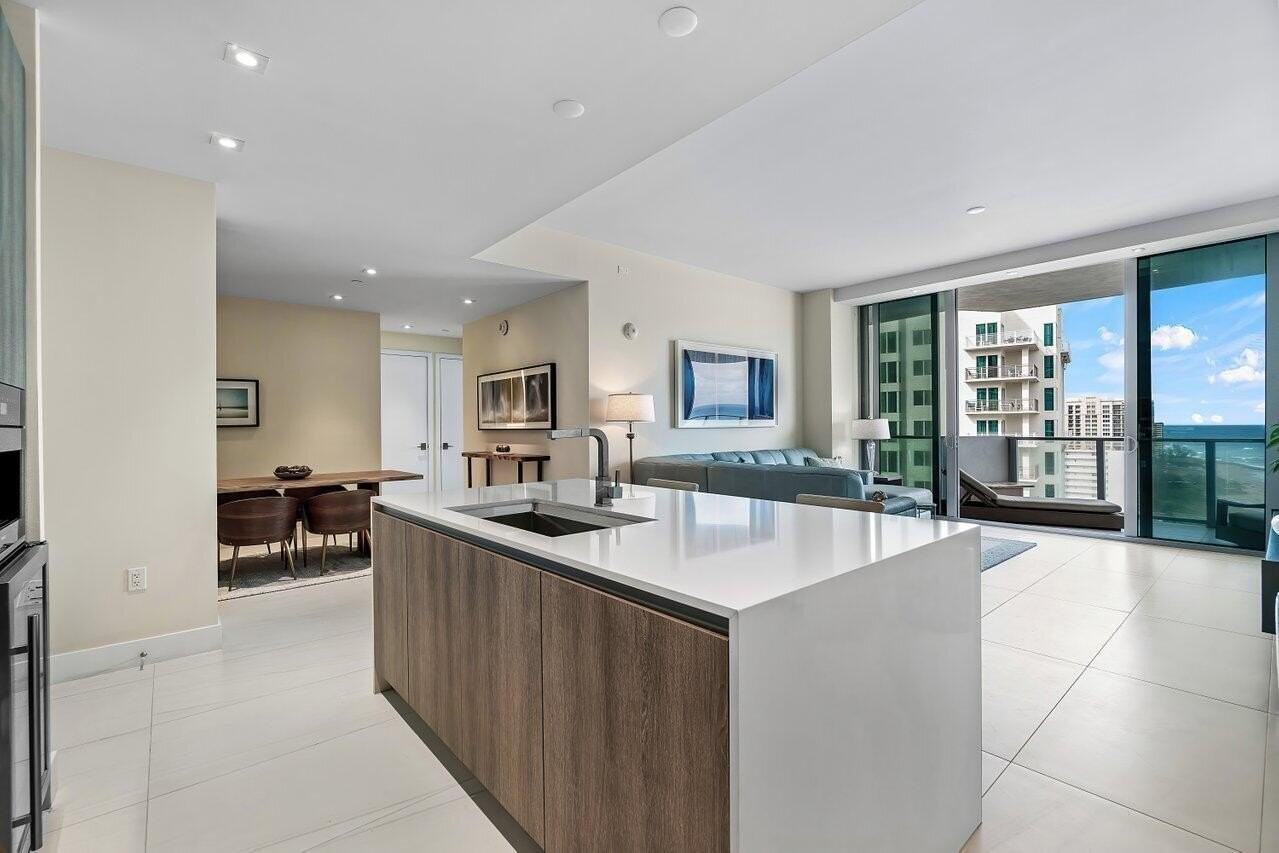 3100 N Ocean Dr Unit H1602 - Photo 7 of 46