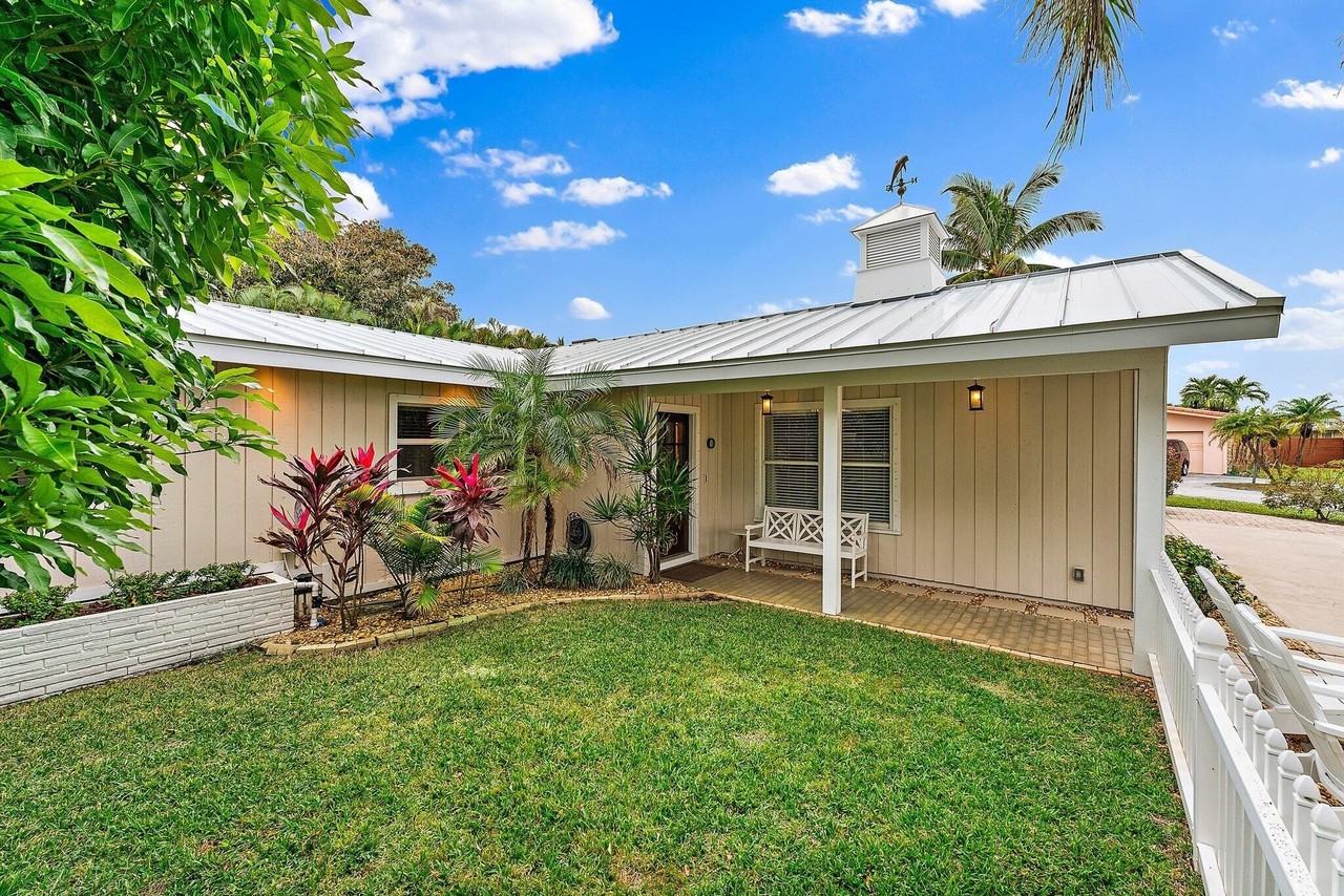 460 Sunrise Way - Photo 4 of 50