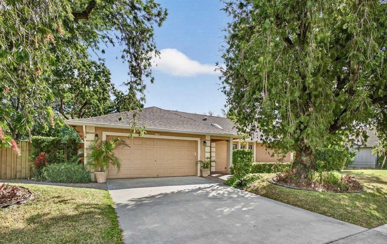 1776 The 12th Fairway - Photo 2 of 50