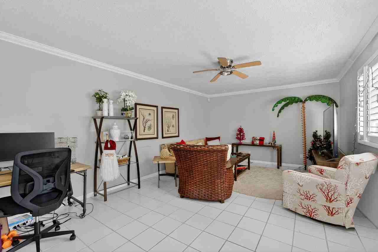 141 E Riverside Dr Apt 10d - Photo 3 of 35