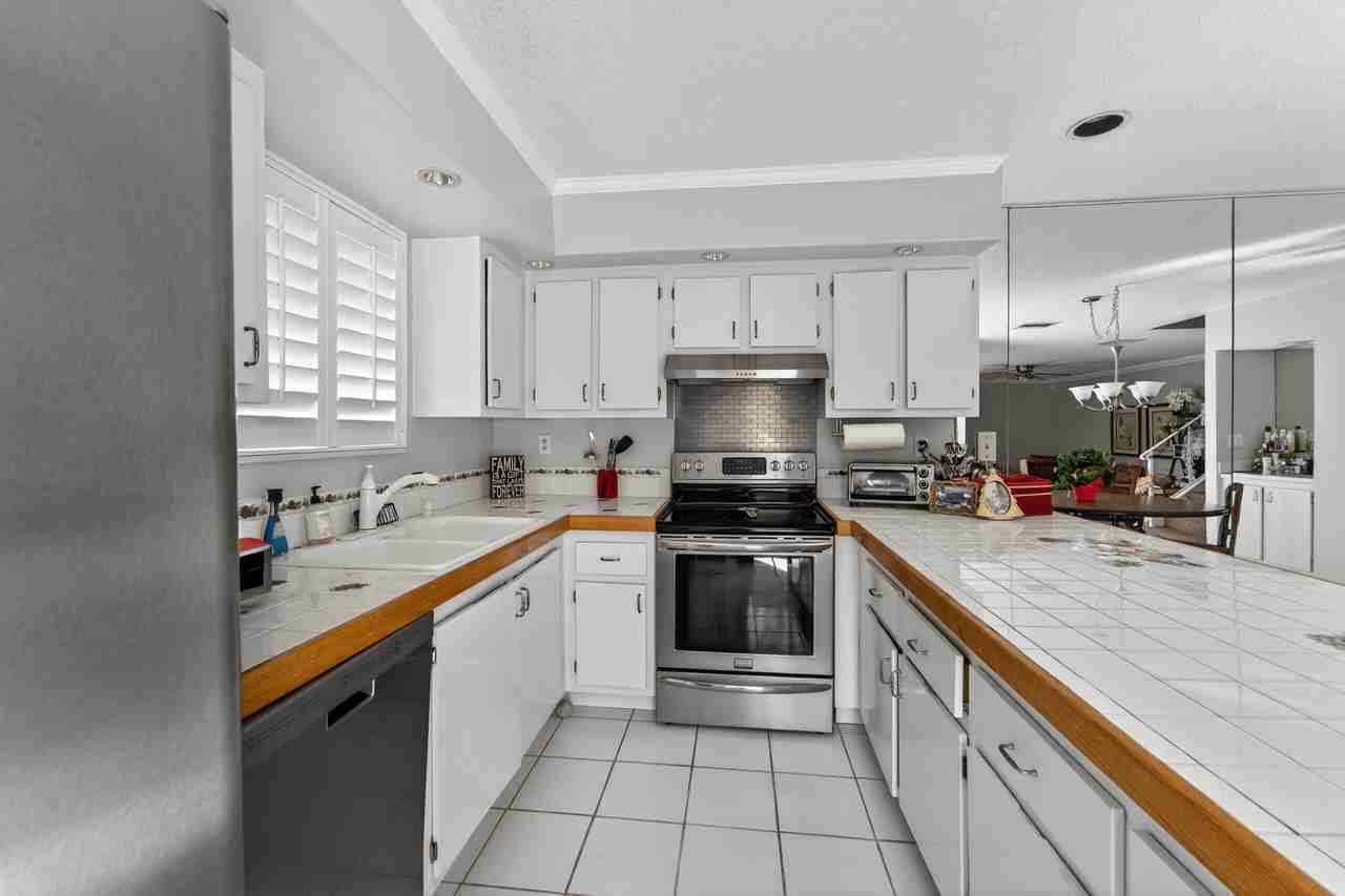 141 E Riverside Dr Apt 10d - Photo 6 of 35