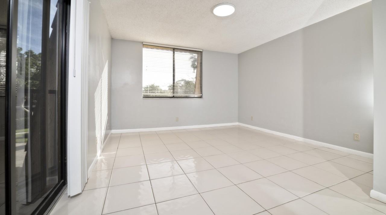 8353 Trent Ct #C - Photo 5 of 21