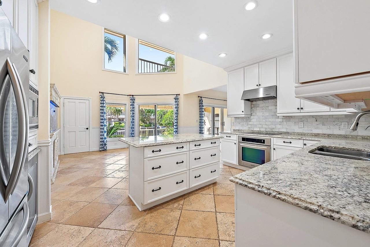 14354 Cypress Island Cir - Photo 5 of 43