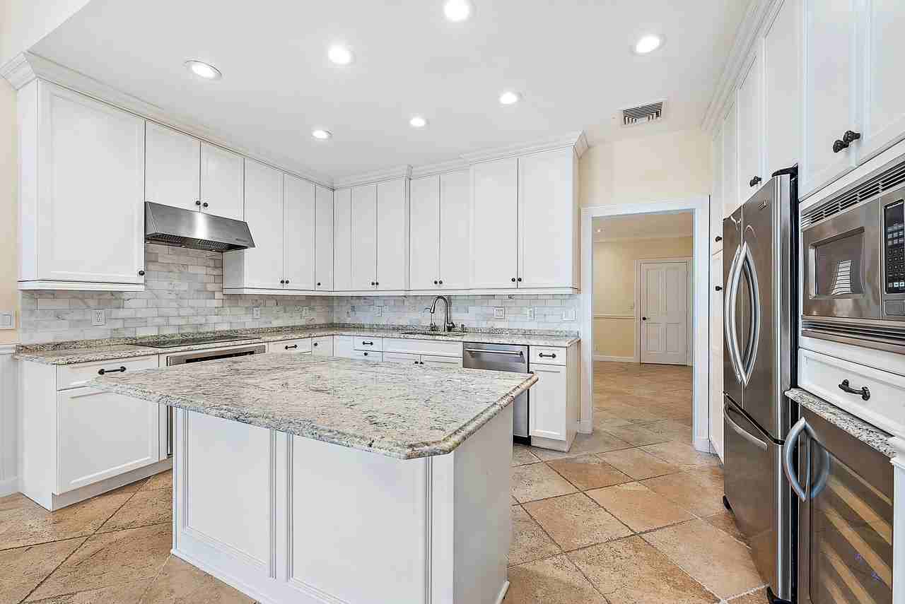 14354 Cypress Island Cir - Photo 6 of 43