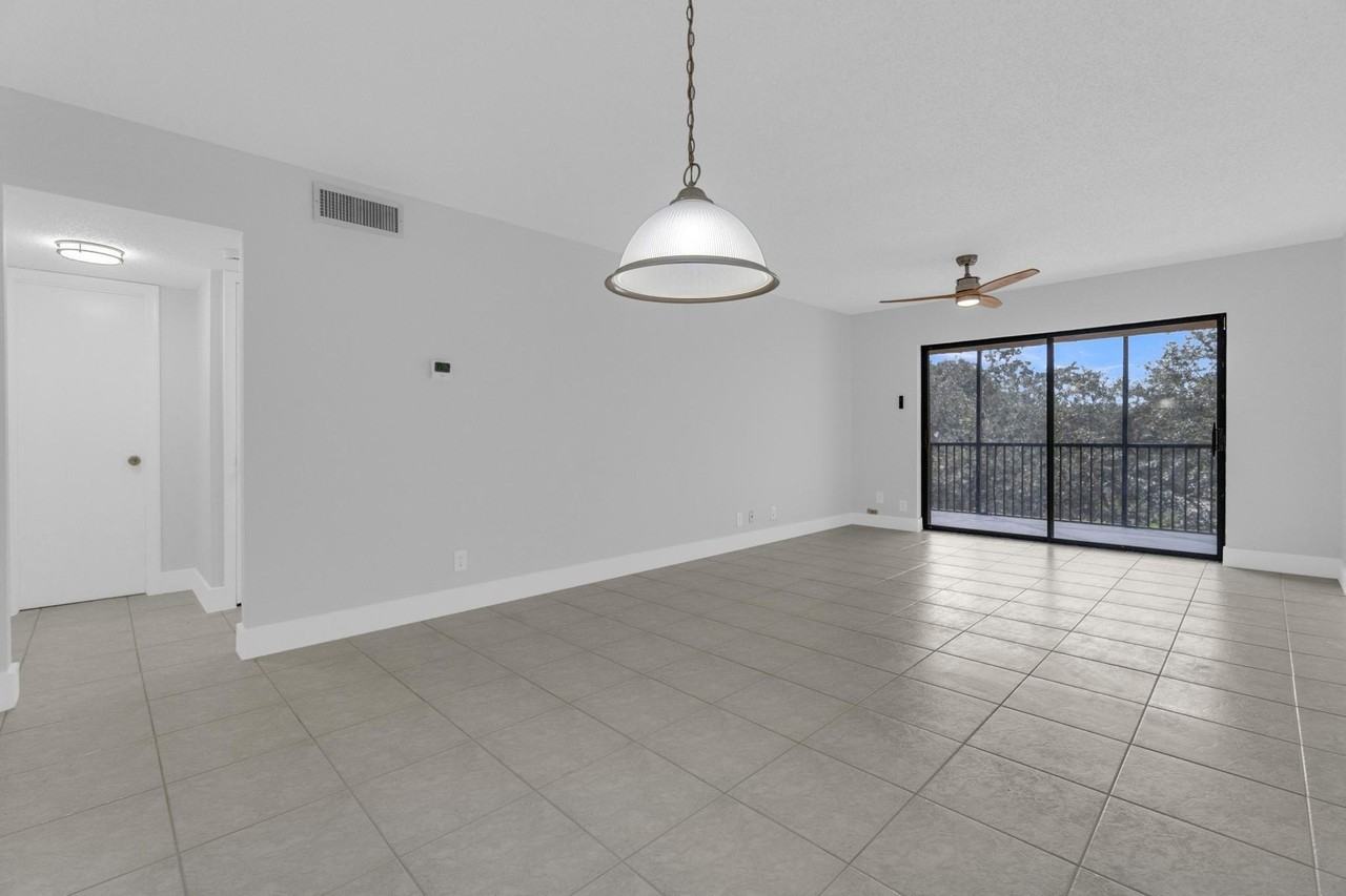 200 Jacaranda Country Club Dr Unit 3c - Photo 6 of 28