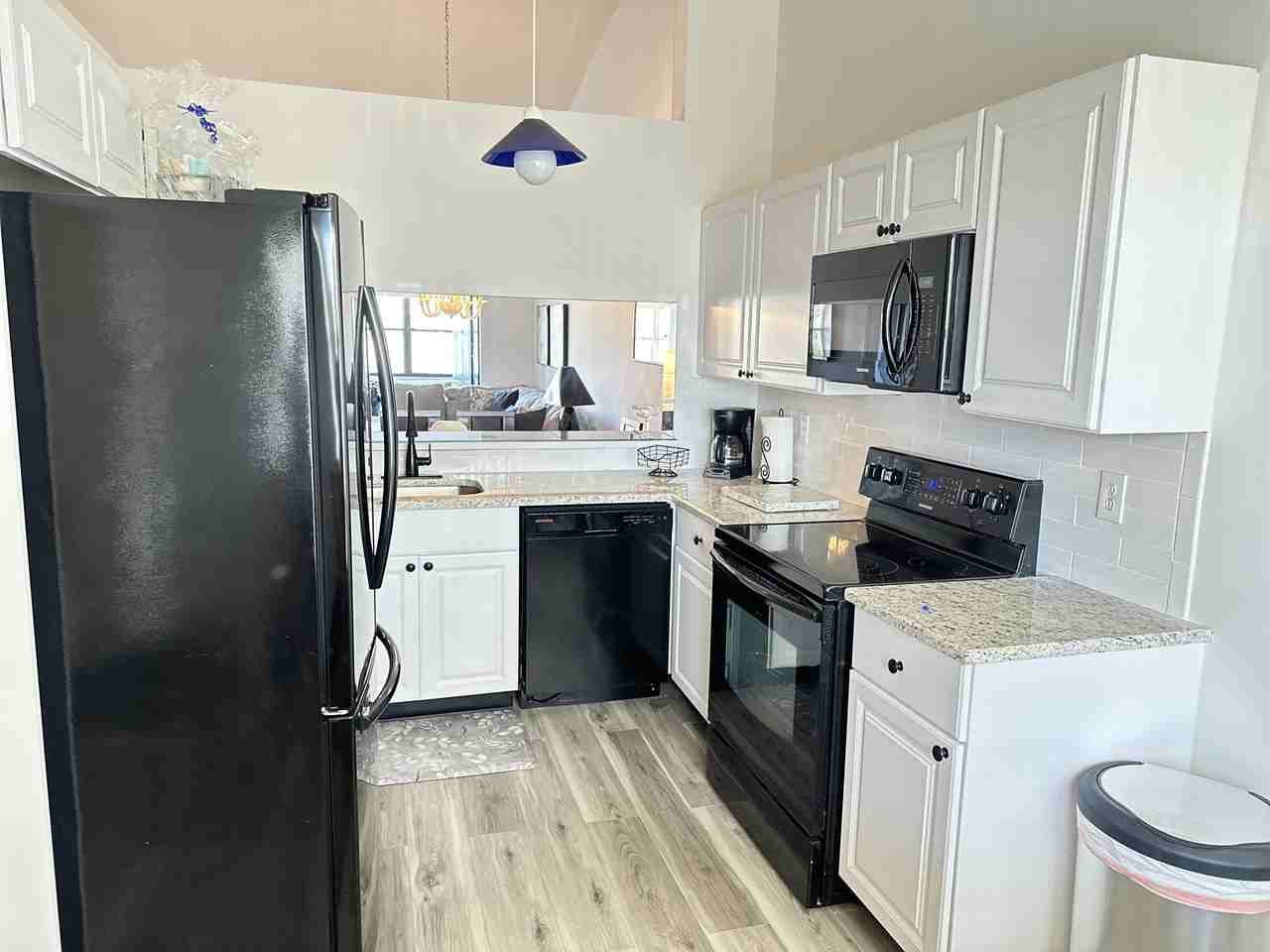 7593 Tahiti Ln Apt 205 - Photo 3 of 22