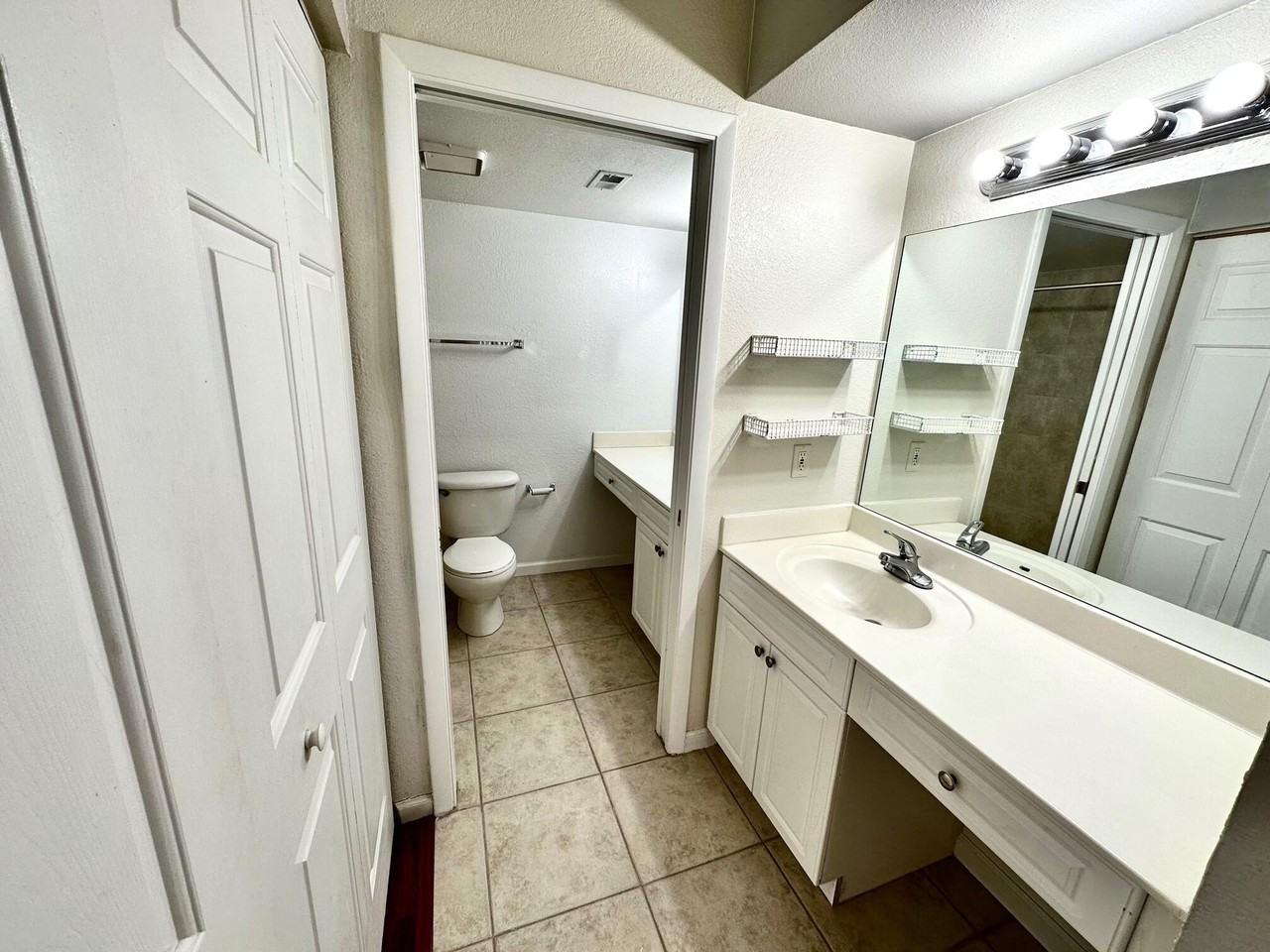 8081 Severn Dr Apt D - Photo 7 of 16