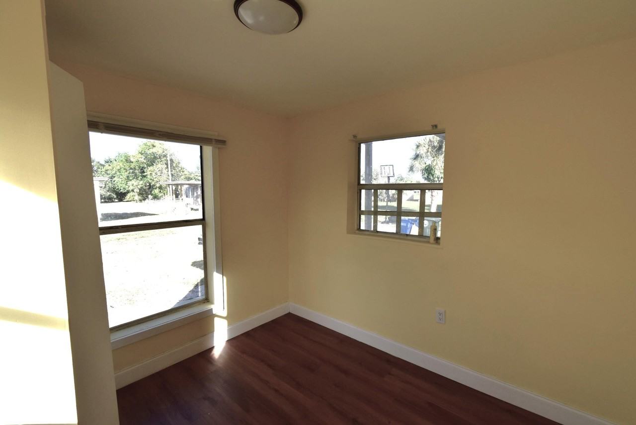 514 N 27th St Unit B - Photo 6 of 10