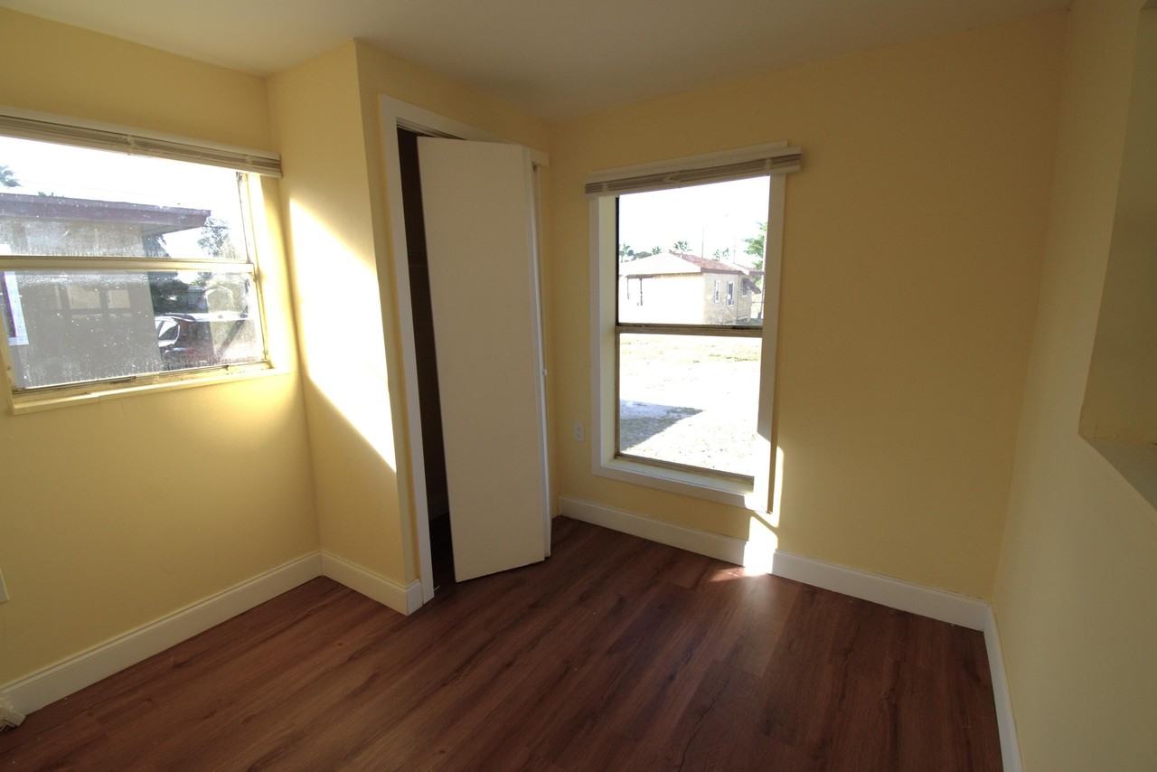 514 N 27th St Unit B - Photo 7 of 10