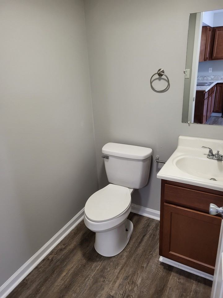 154 Spring Circle Rd #5 - Photo 4 of 8