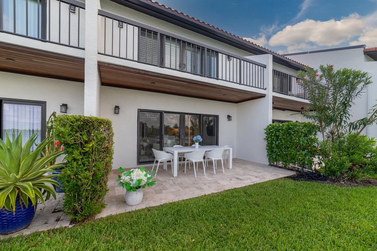 3474 S Ocean Blvd Apt 2 - Photo 7 of 37