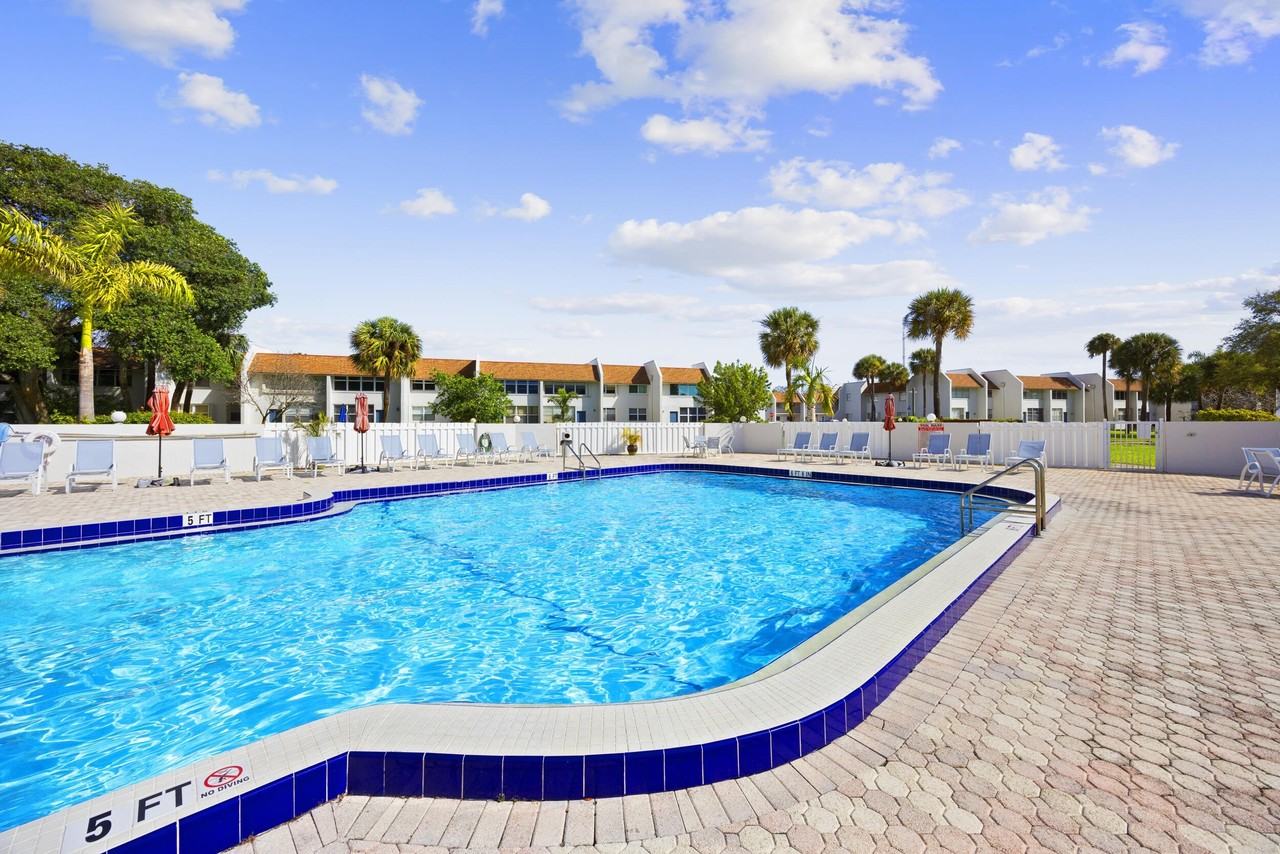 2975 Sw 22nd Ave Unit 1080 - Photo 3 of 50