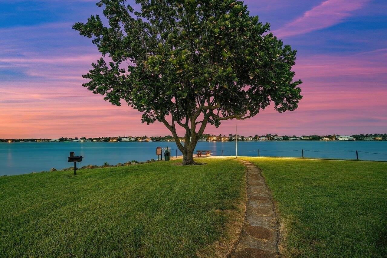 107 Yacht Club Way Apt 308 - Photo 5 of 50