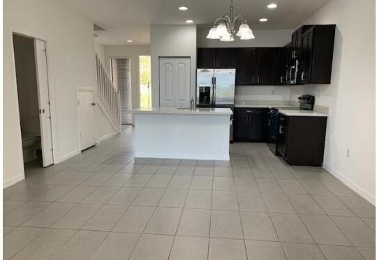 1087 Nw 33rd Mnr - Photo 6 of 12