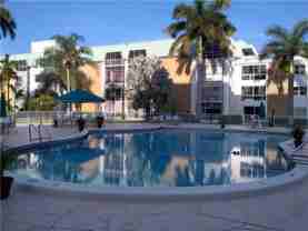 3040 Ne 16th Ave Apt 408 - Photo 1 of 1