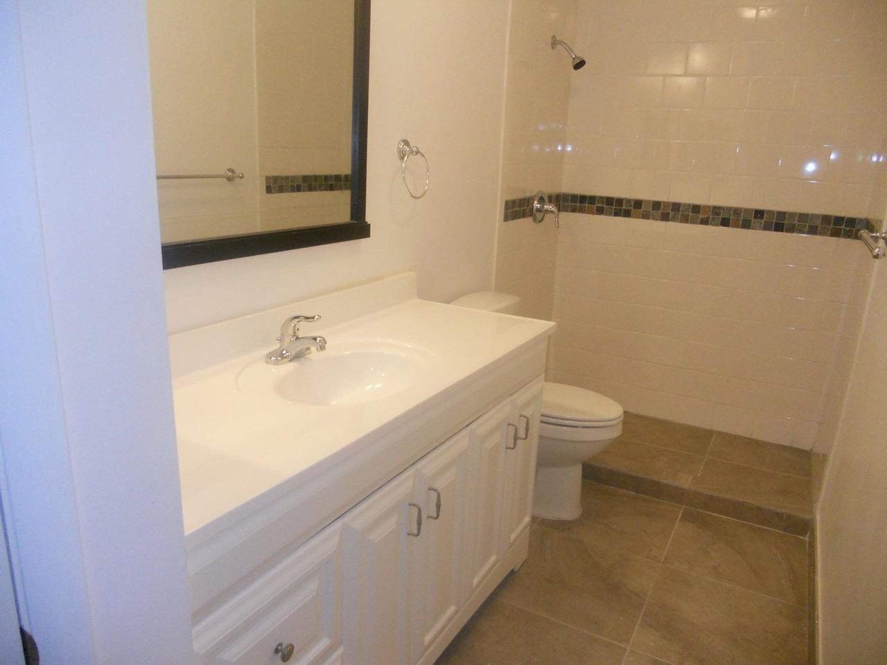 3040 Ne 16th Ave Apt 408 - Photo 7 of 13