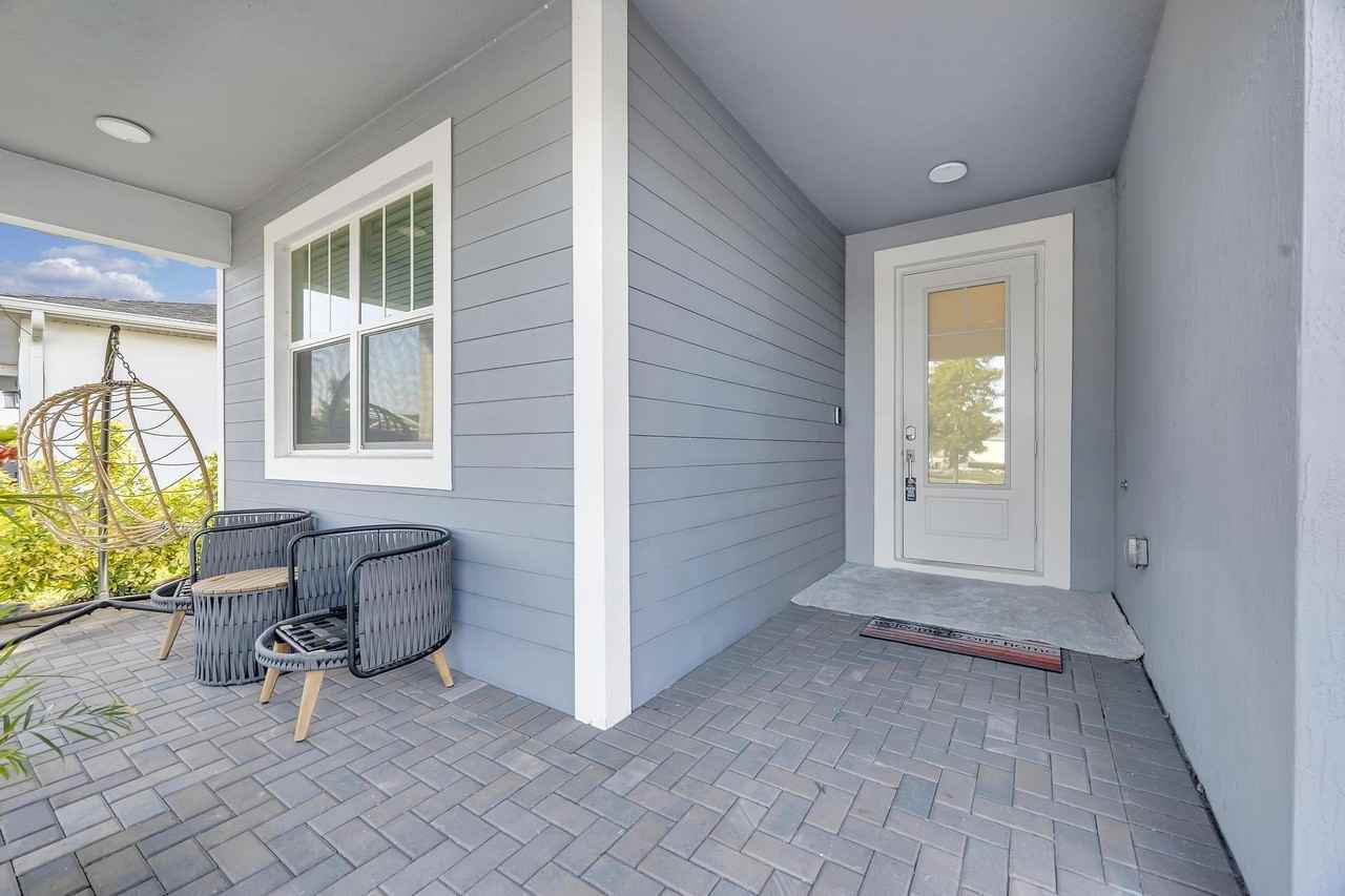 10142 Sw Orana Dr - Photo 5 of 50