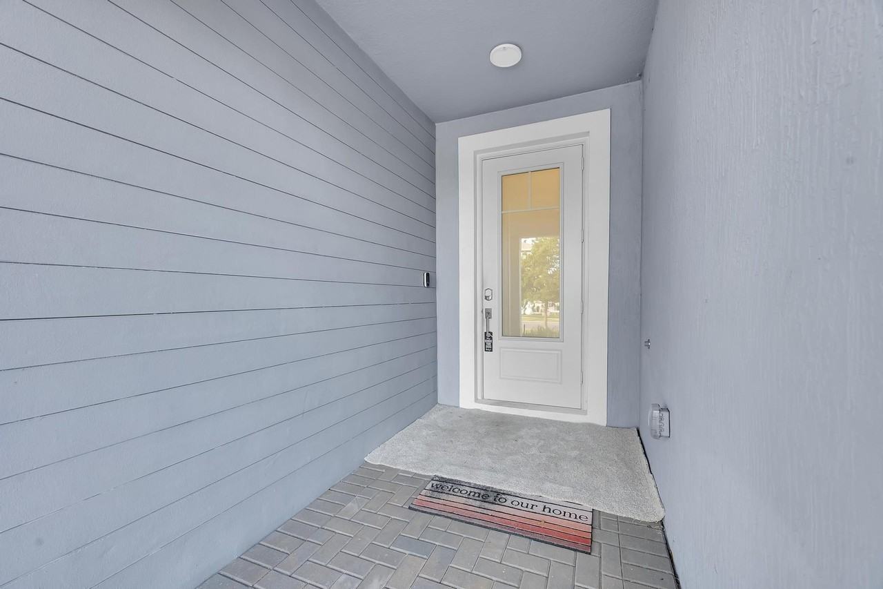 10142 Sw Orana Dr - Photo 6 of 50