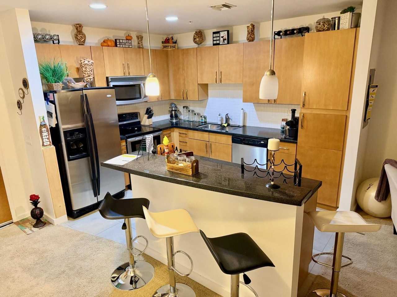 300 S Australian Ave Unit 1010 - Photo 5 of 30