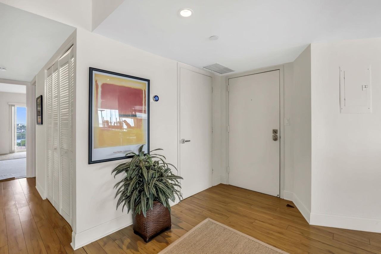 4301 N Ocean Blvd Apt 1002 - Photo 3 of 50