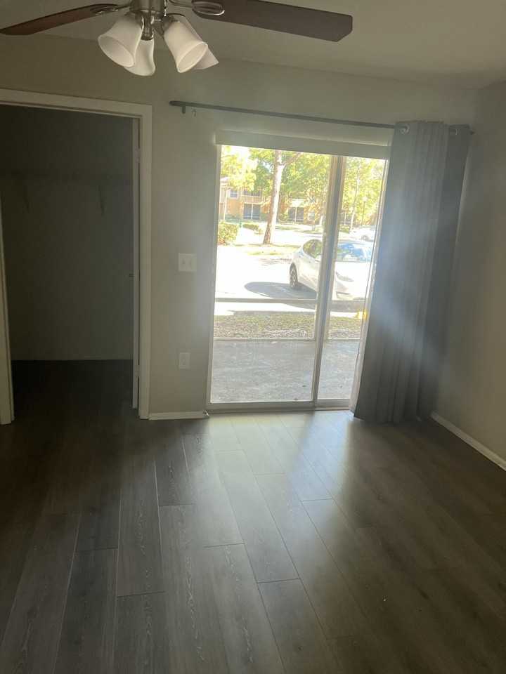 4847 Via Palm Lks Apt 1002 - Photo 6 of 13