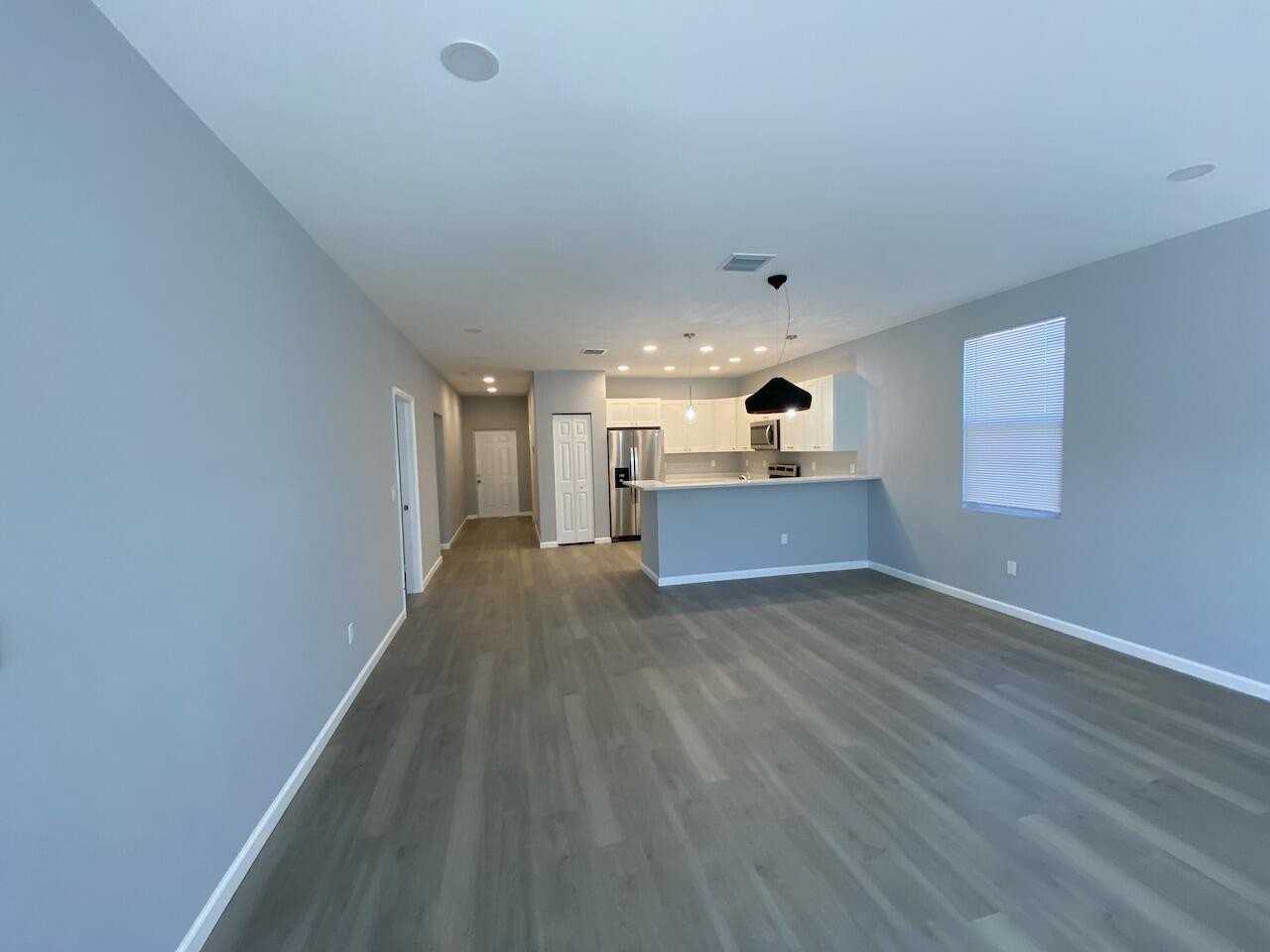 514 Nw 11th Ave - Photo 3 of 18