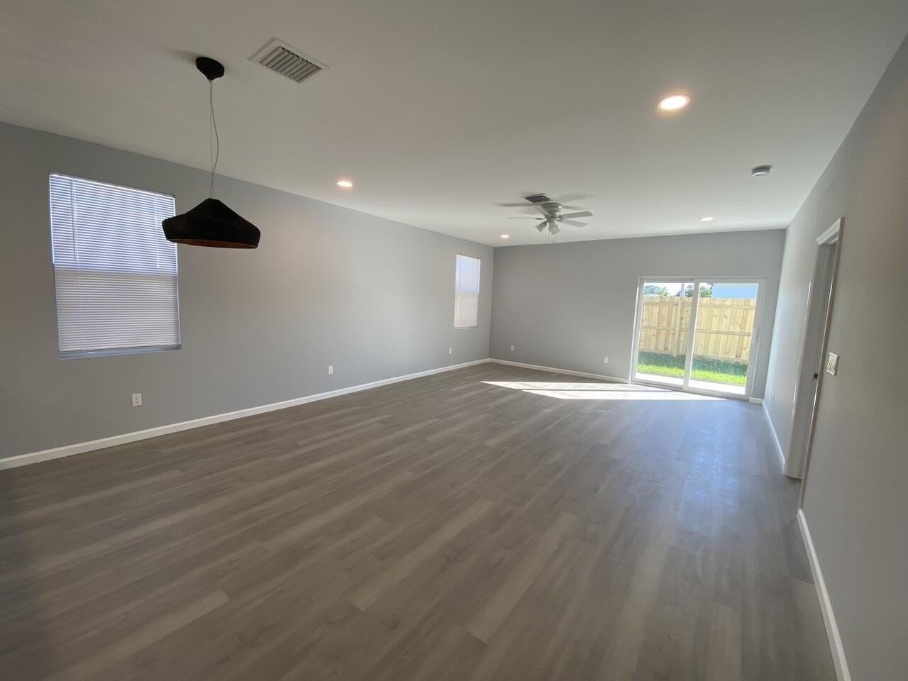 514 Nw 11th Ave - Photo 6 of 18