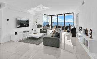 1000 Ne Quayside Ter Unit 1804 - Photo 1 of 1