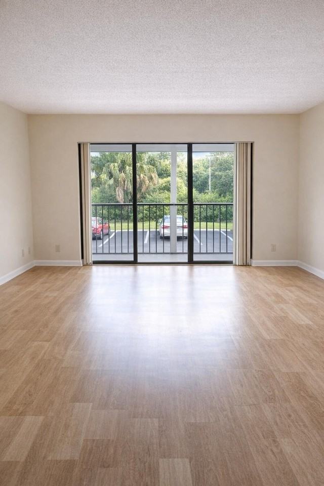 1110 Green Pine Blvd Apt H2 - Photo 3 of 11