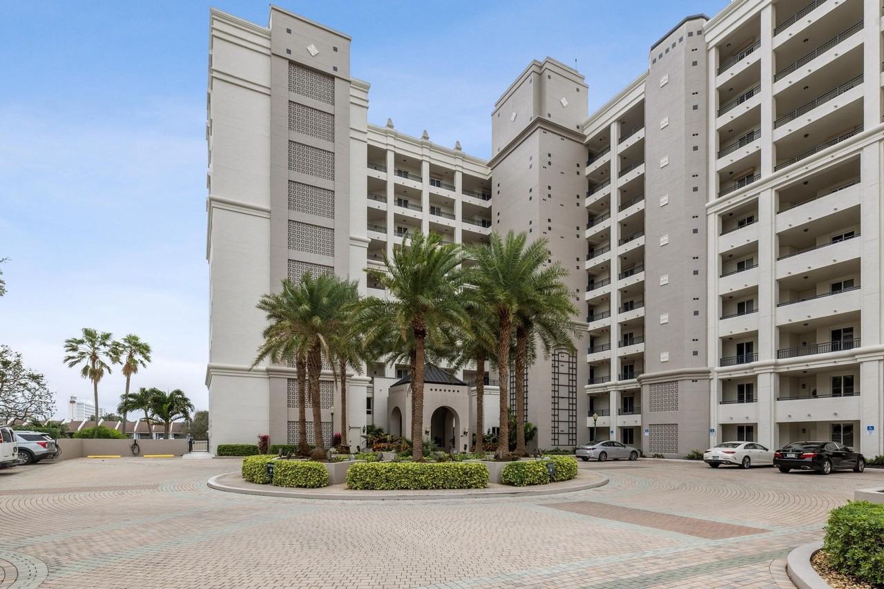 2880 Ne 14th Street Cswy Apt 904 - Photo 5 of 50