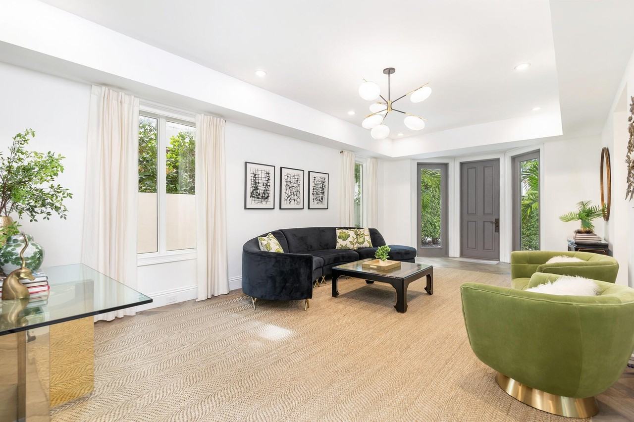 443 Seaview Ave - Photo 2 of 25