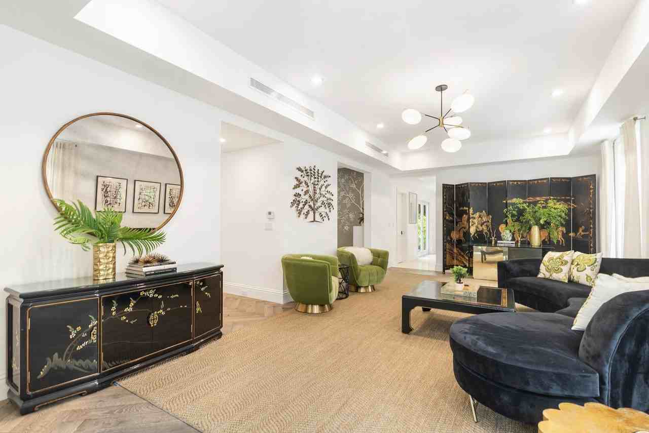 443 Seaview Ave - Photo 3 of 25