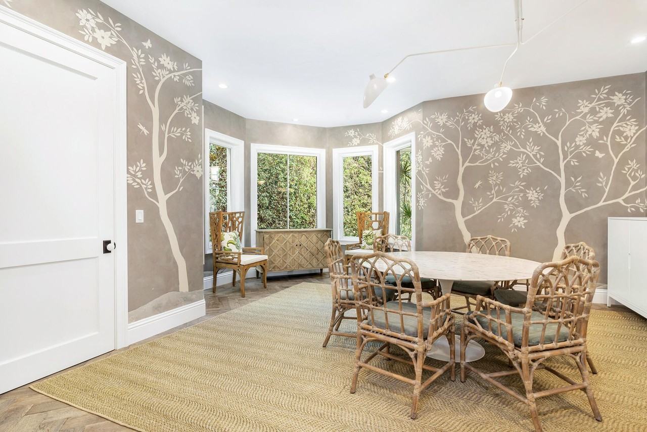 443 Seaview Ave - Photo 6 of 25