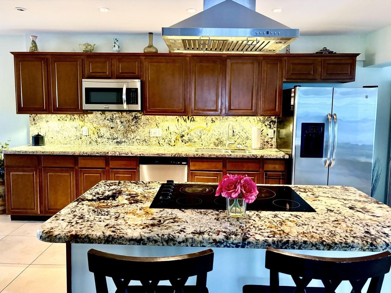 5045 Ne 15th Ave - Photo 7 of 20