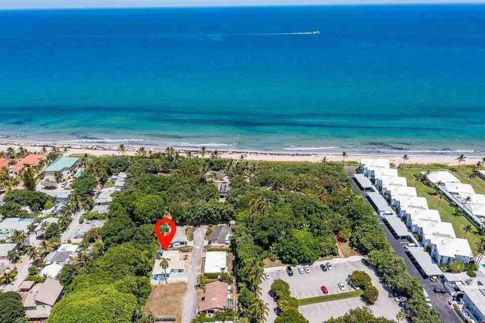 7 Bel Air Dr - Photo 2 of 19